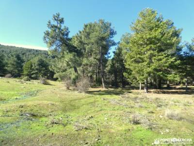 Moralzarzal - Cabeza Mediana; viajes aventura singles viajes en autocar por españa vamos de senderis